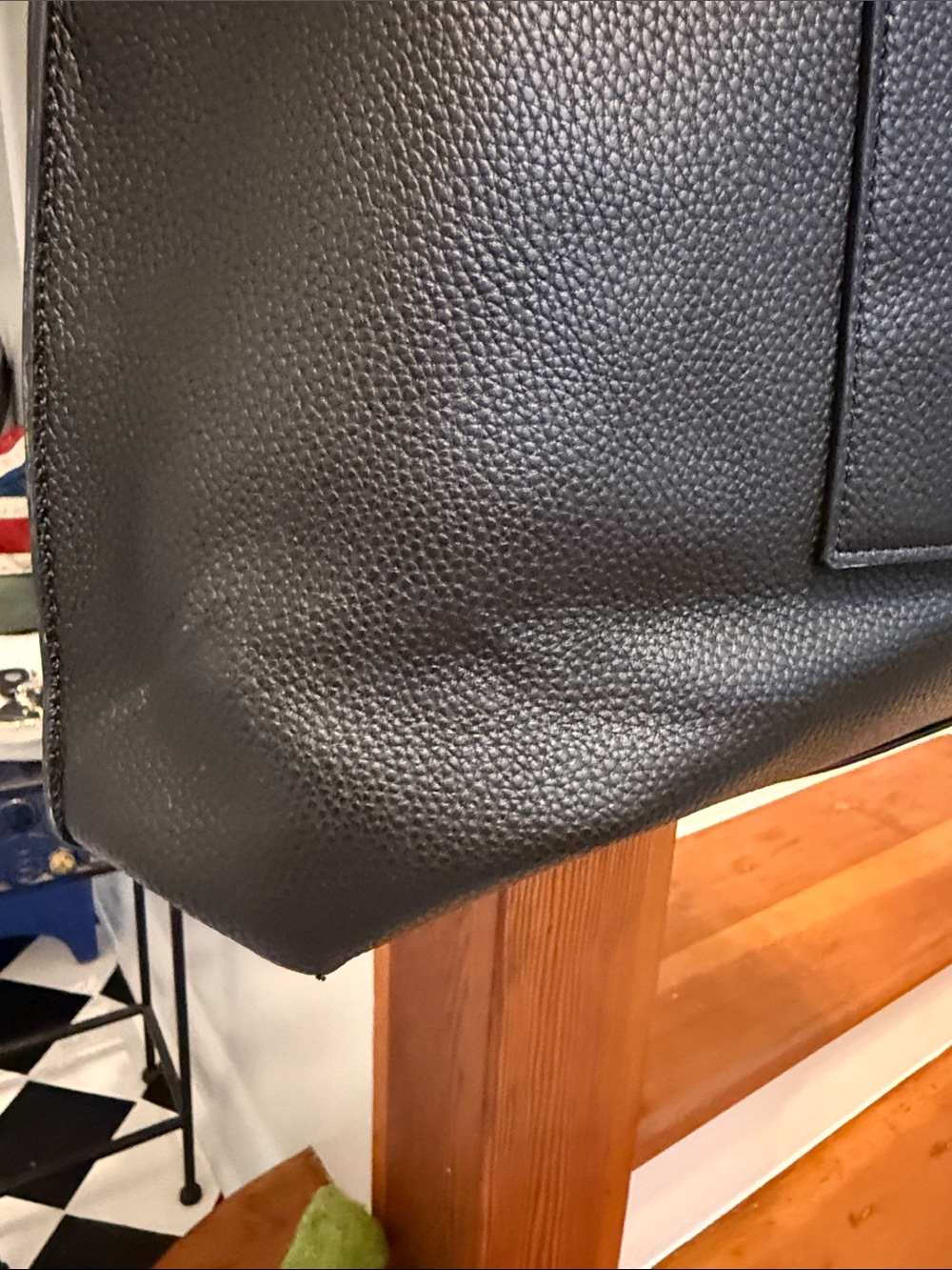 Roots Black Vegan Pebbled Leather Laptop Bag/satchel with Shoulder Strap-Unisex - Picture 3 of 16